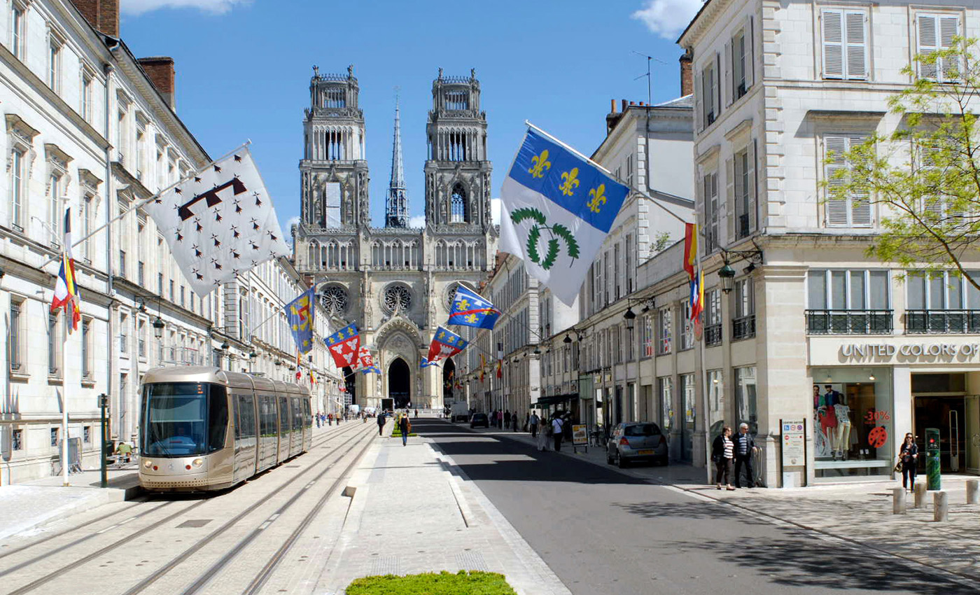 Richez Associés - la ligne B du tramway d'Orléans - 1